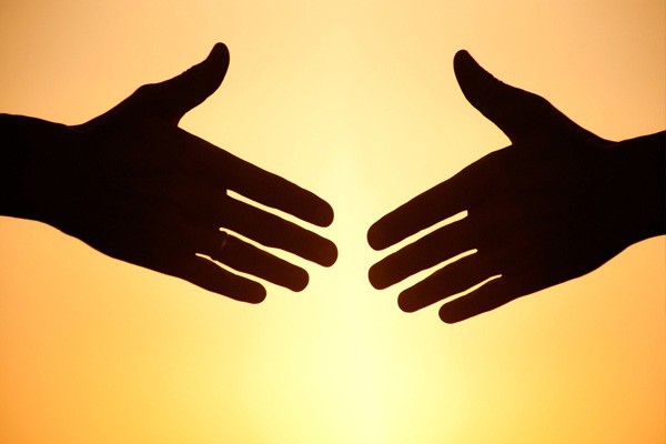 公司積極參與精準(zhǔn)扶貧活動(dòng)，捐款10萬元